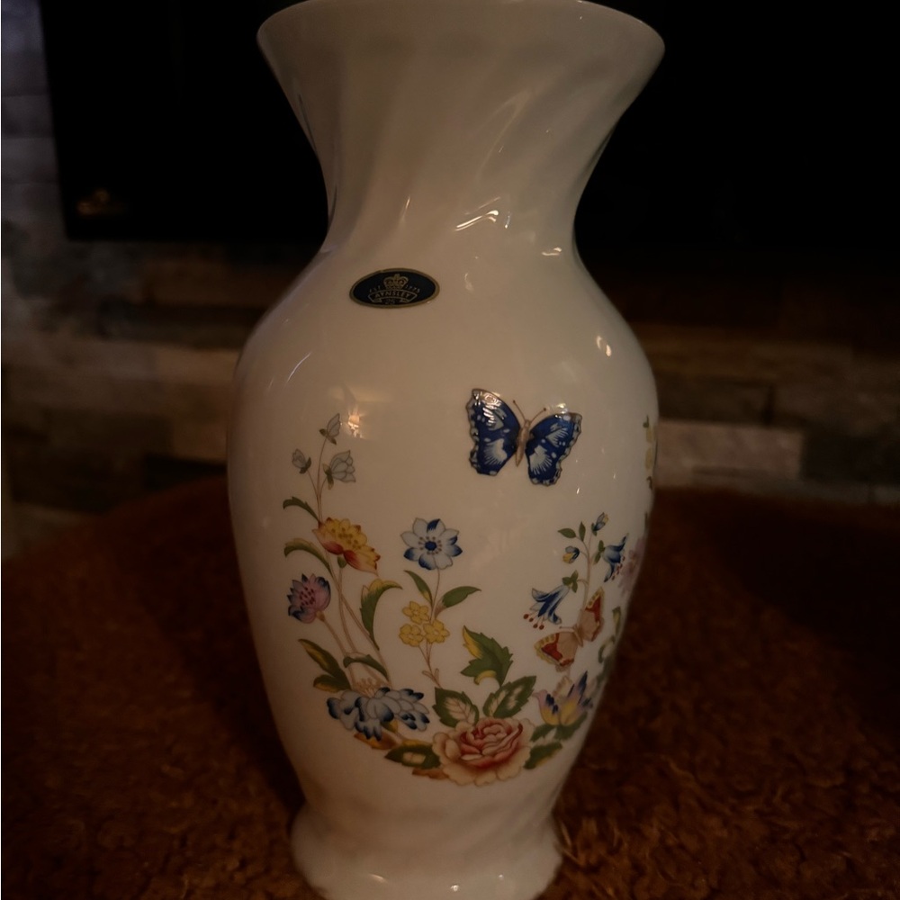 Aynsley Cottage Garden vase